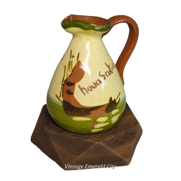 Torquay Devon Motto Creamer Mini Pitcher & Wooden Stand Set Red Pottery England - Picture 1 of 16